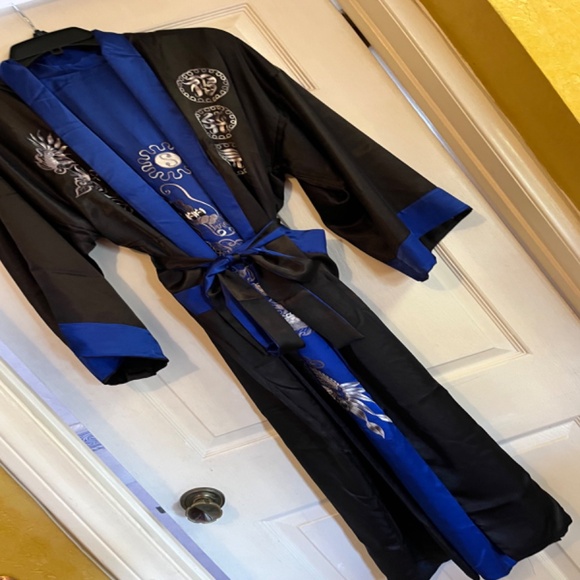 black and blue reversible kimono - Picture 11 of 11